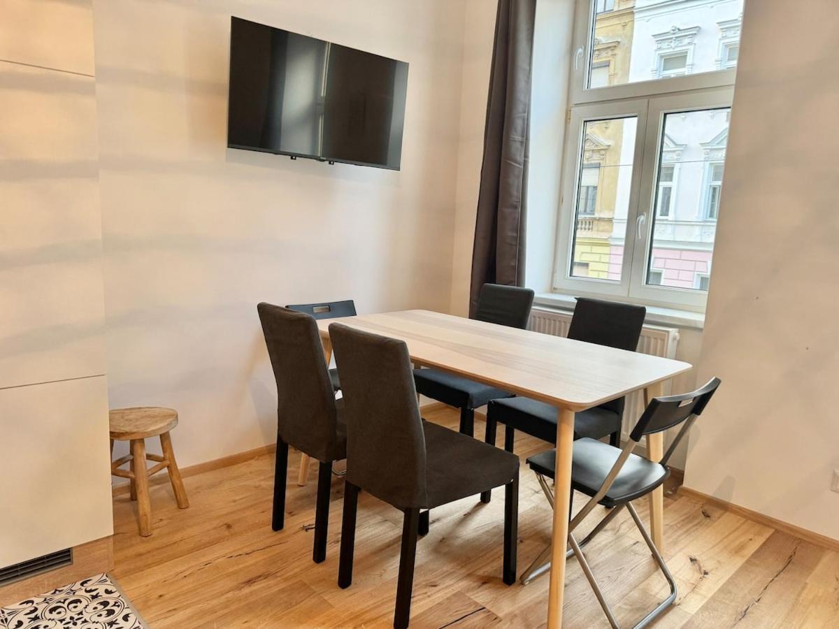 Stylish & Renovated With Free Parking * Wiedeń